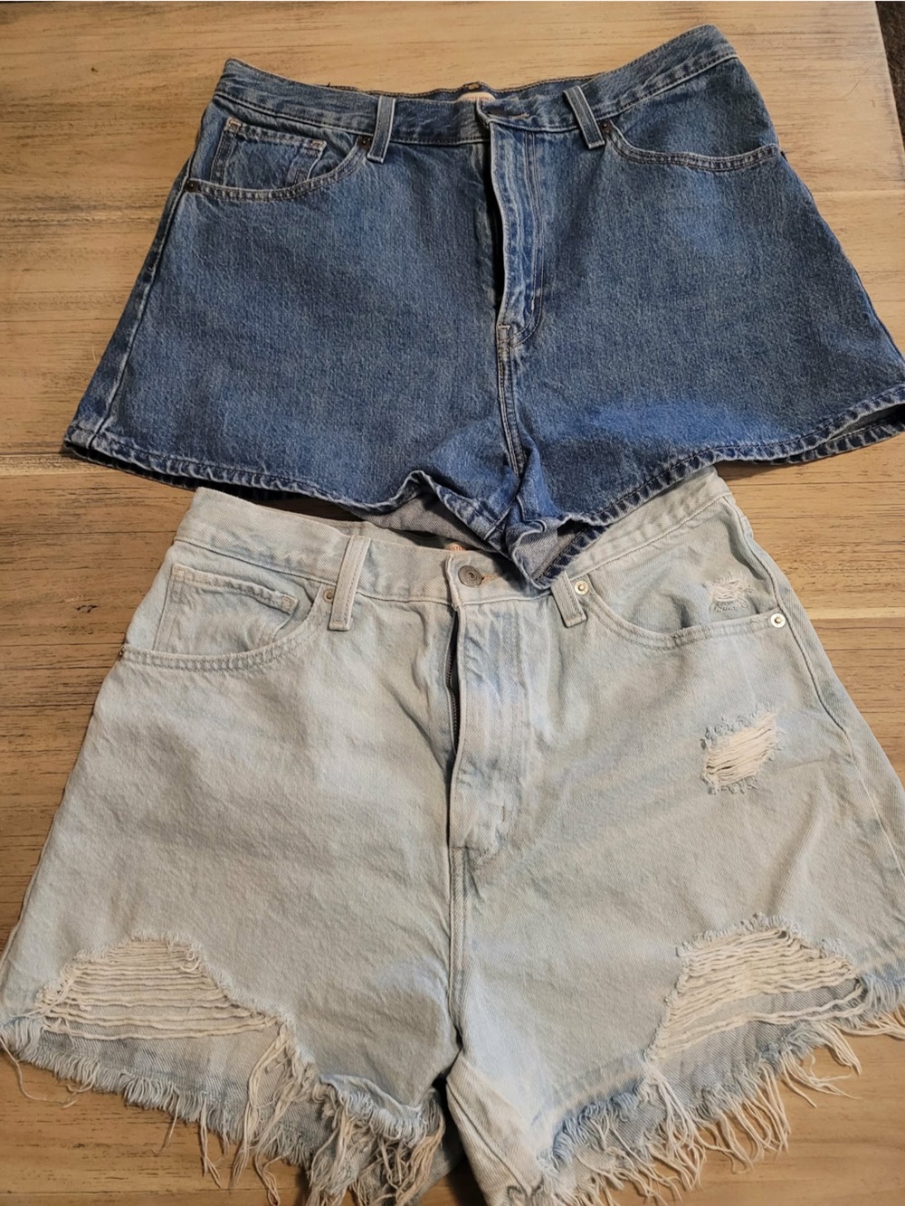 Women Denim mom shorts - Light Blue & Dark Blue size 30/31